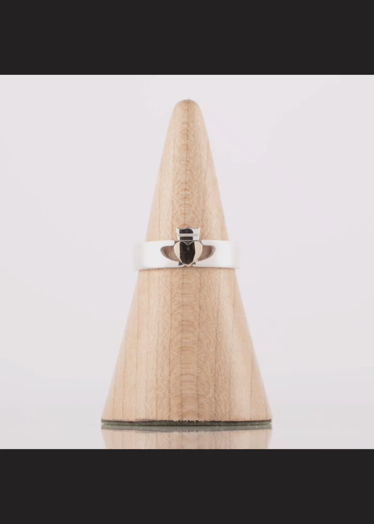 Contemporary Two Tone Claddagh ring rotating 360 degree video