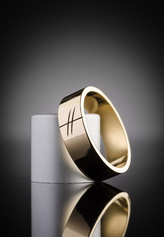 Mens-Gold-Ogham-Ring-Flat-Band