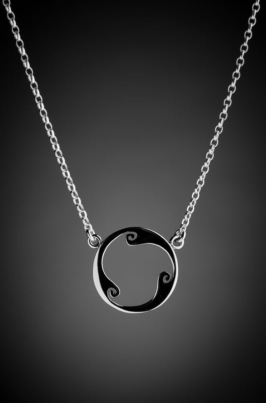 silver-triskele-pendant