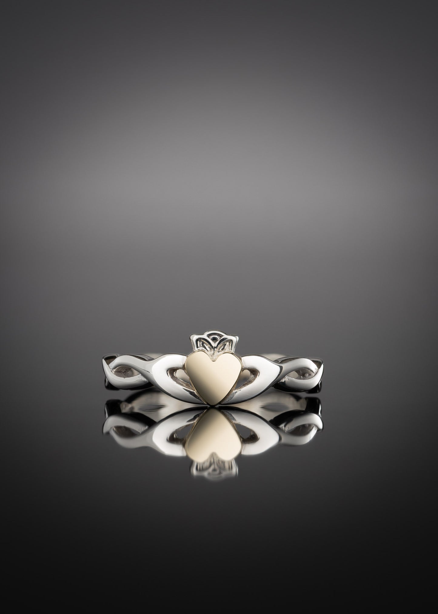 two-tone-claddagh-ring-weave-band