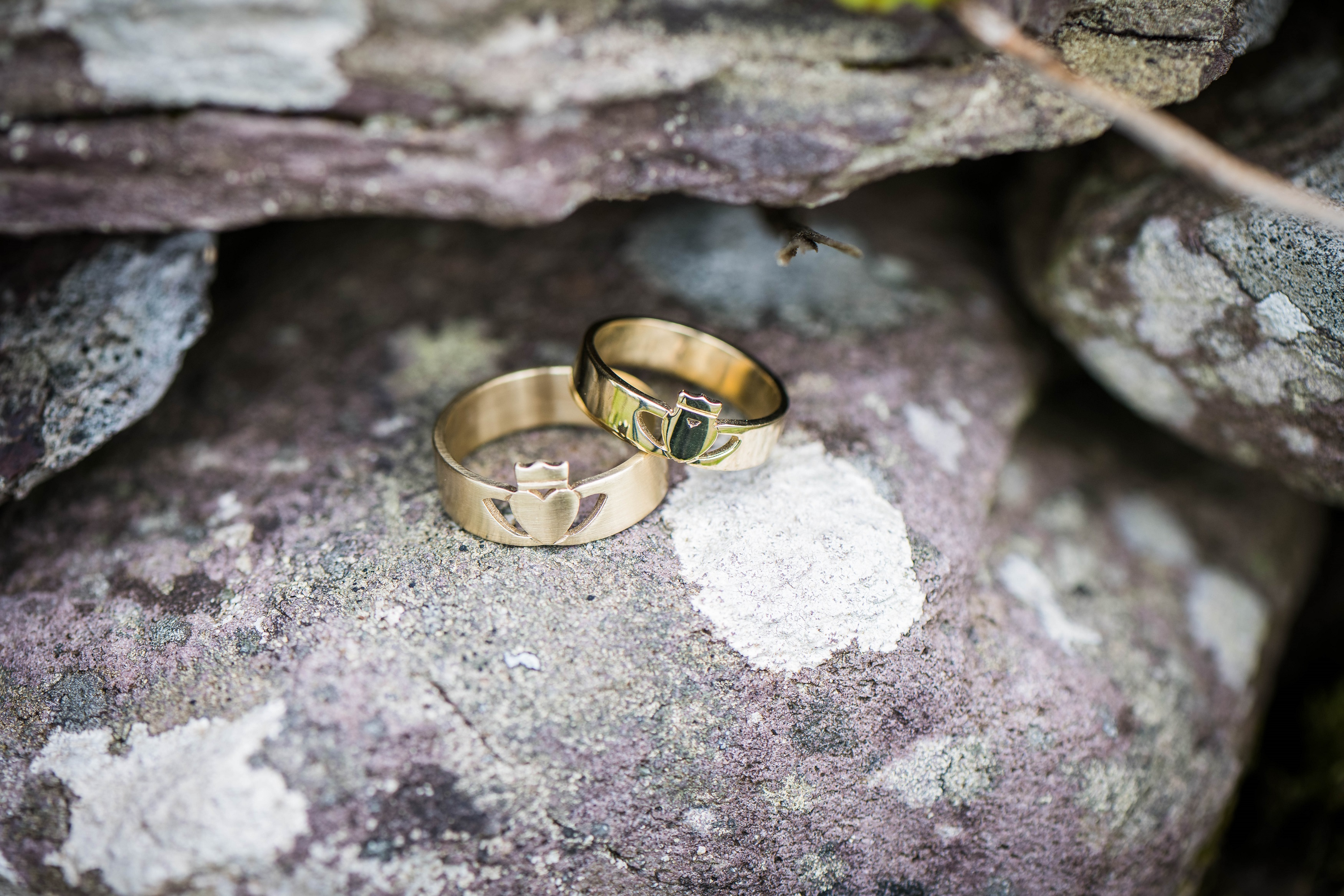 Complete Guide To Claddagh Rings | FAQs | Fallers Irish Jewelry