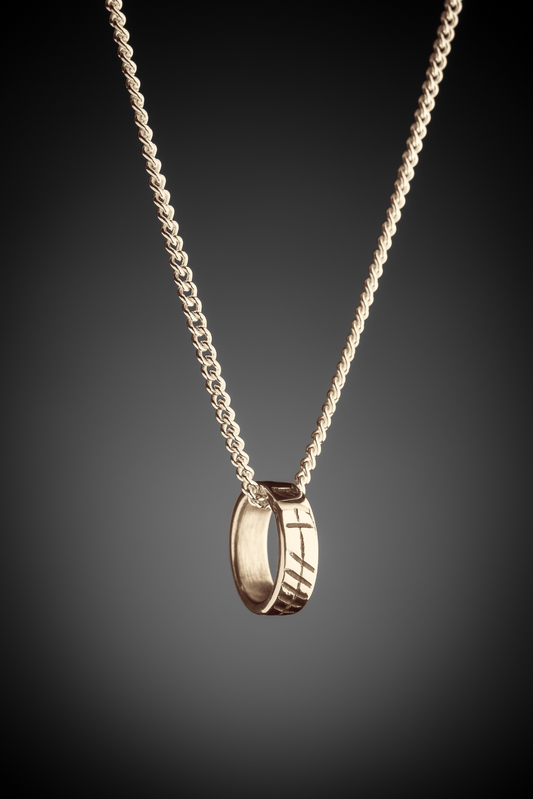 Gra Ogham Necklace in gold