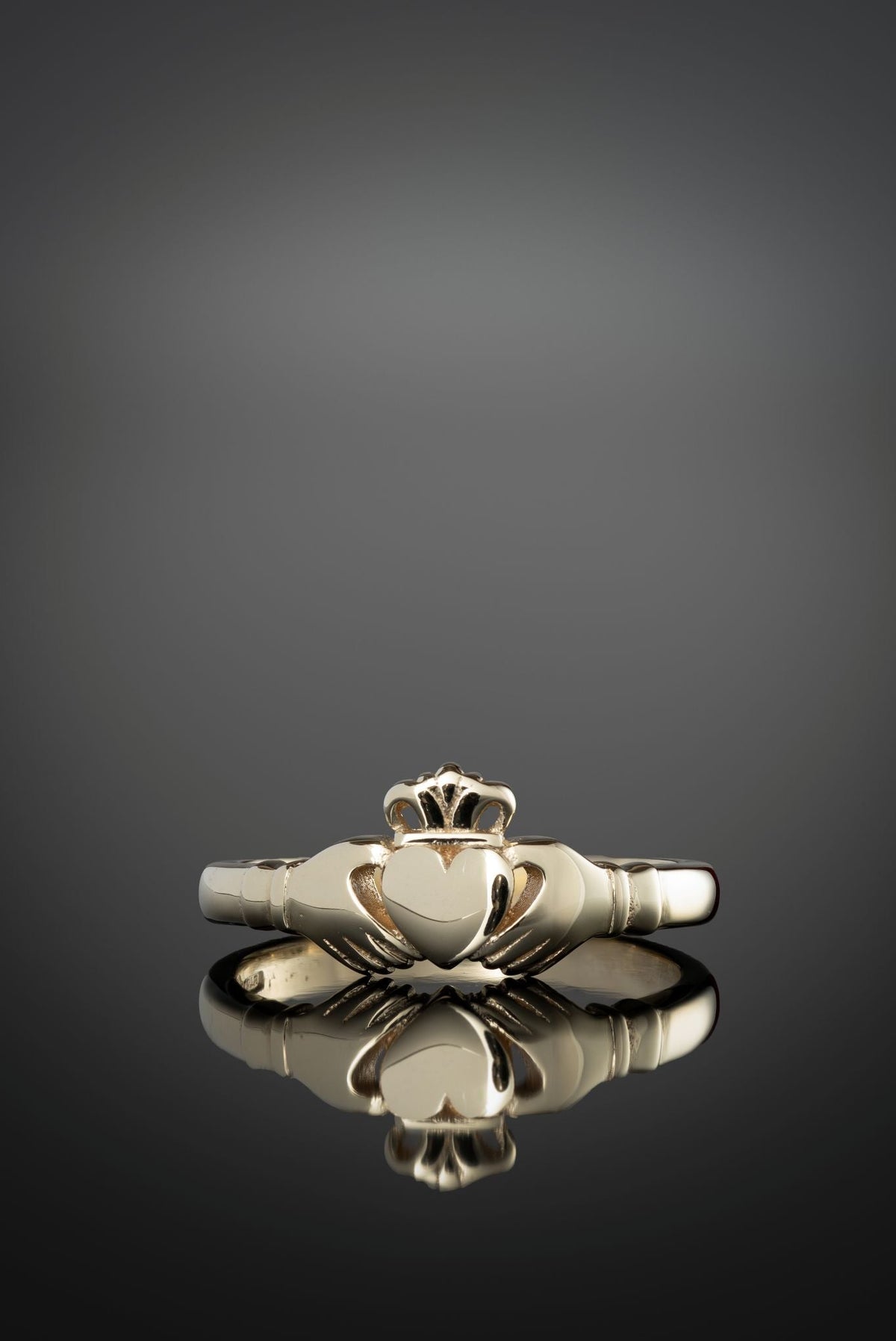 Pretty Clauddagh Rings Gold Heritage Claddagh Ring| Handcrafted in Ireland – Claddagh Design