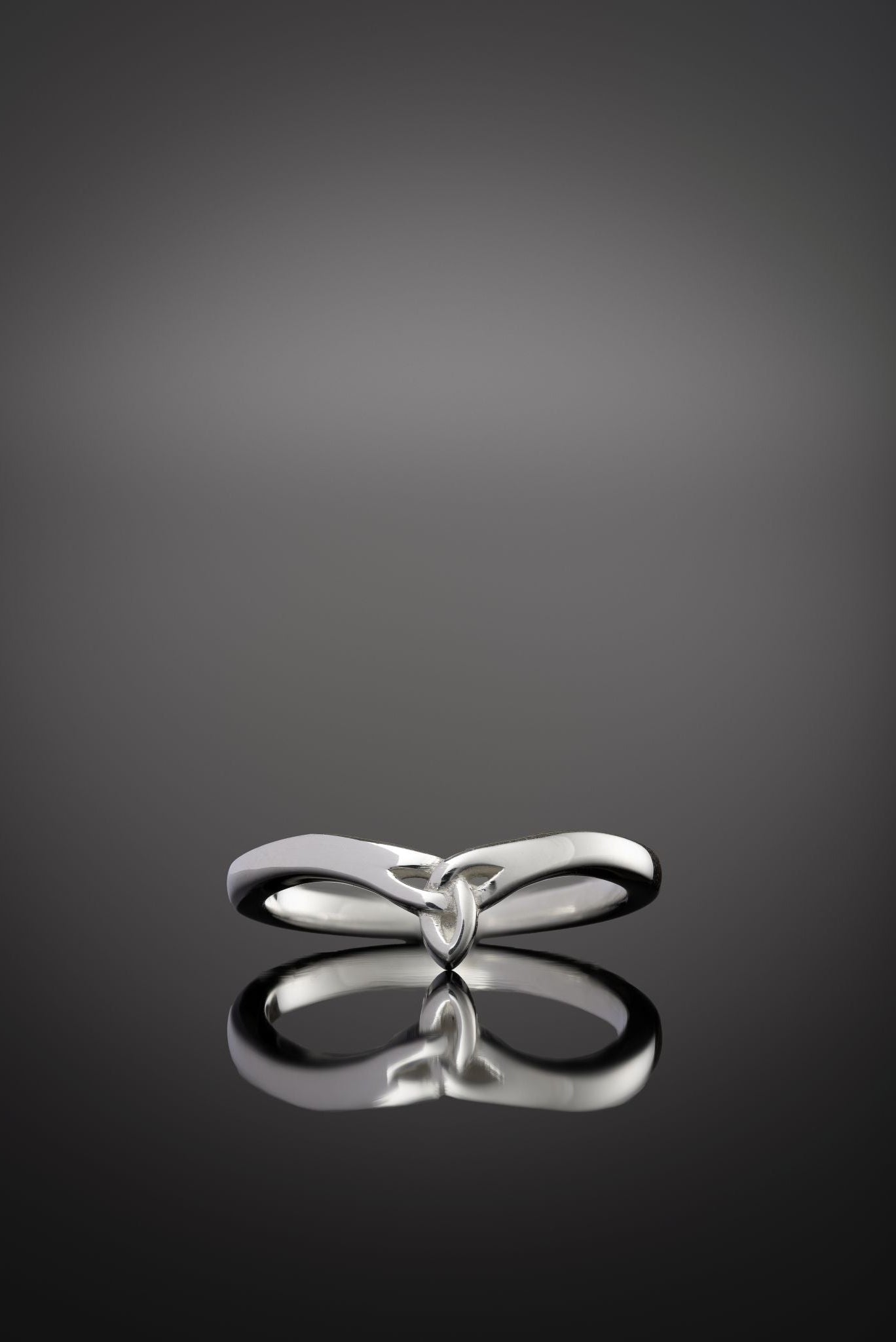 Trinity Knot ring silver