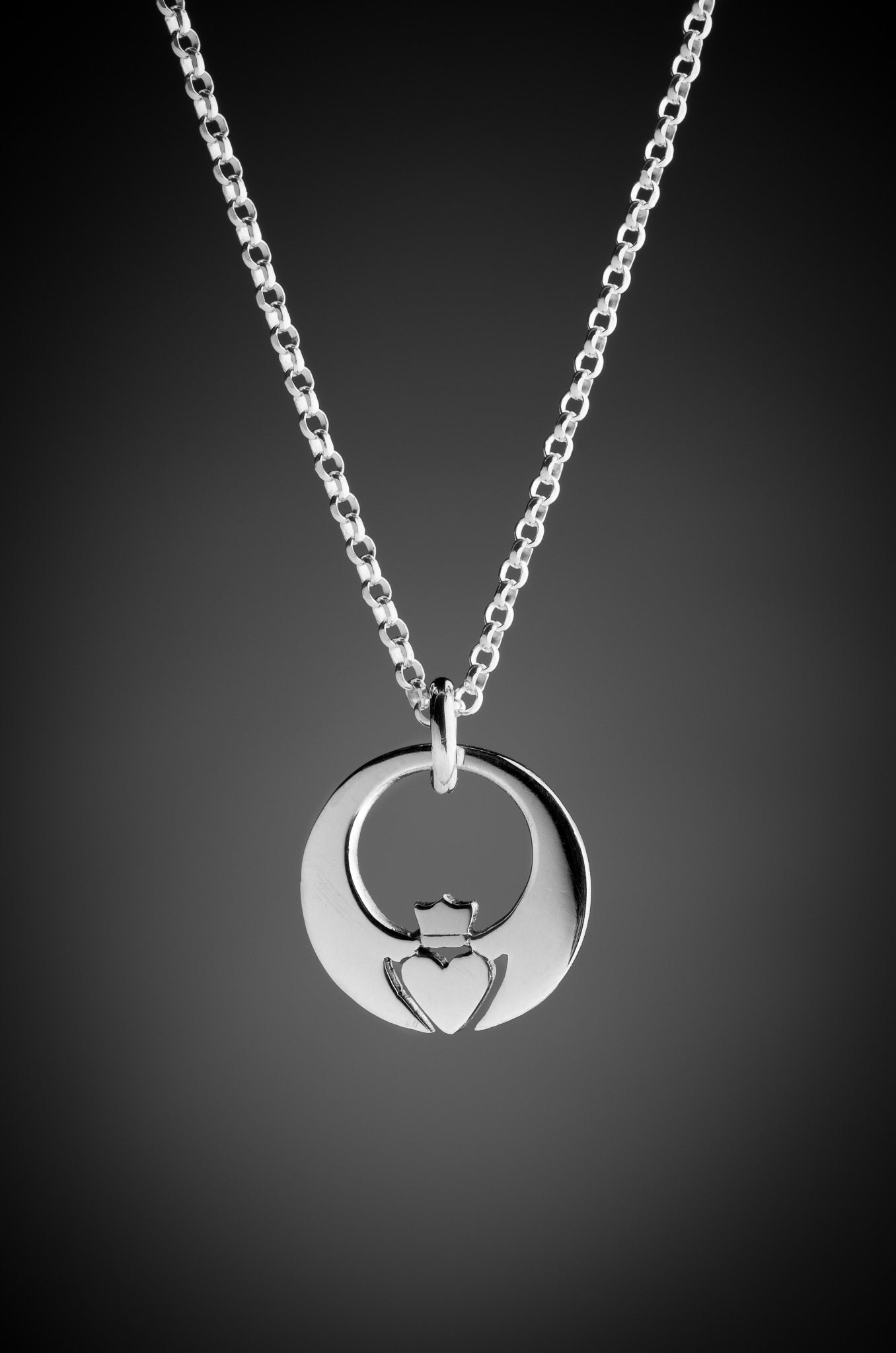 Silver Claddagh pendant